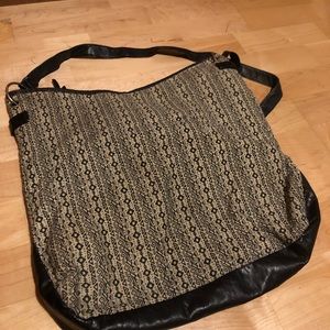 Mossimo Supply Co. Bags - Target Tribal Printed Shoulder Bag! Mossimo Supply Co. Bags - Target Tribal Printed Shoulder Bag!
